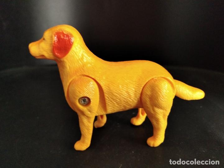 Figuras de acci&oacute;n: PERRO PASTOR - FIGURA A CUERDA - FUNCIONANDO - Foto 2