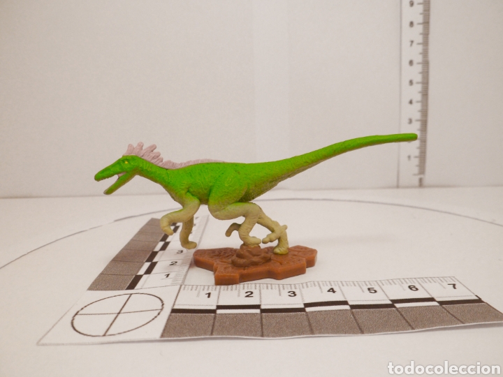 Figuras de acci&oacute;n: PEQUE&Ntilde;A FIGURA DE COLECCION - DINOSAUR KING - SEGA