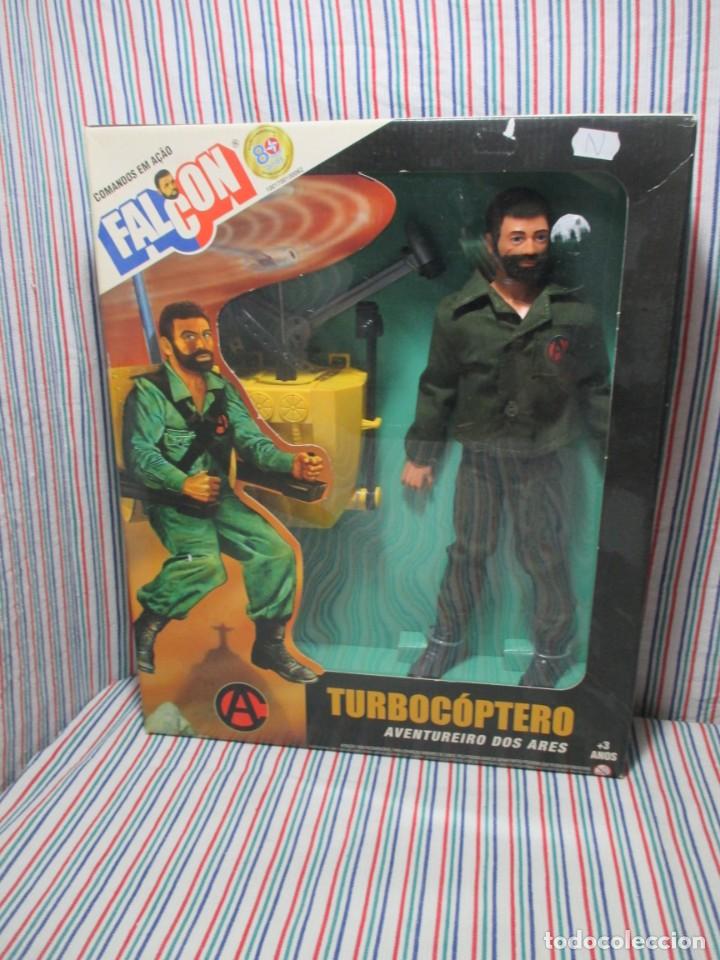 Figuras de a&ccedil;&atilde;o: MU&Ntilde;ECO FALCON TURBOCOPTERO, EL GEYPERMAN BRASILE&Ntilde;O