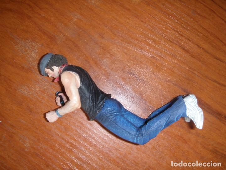 Figuras de acci&oacute;n: DOS FIGURAS ACDC ANGUS YOUNG BRYAN JOHNSON - Foto 2