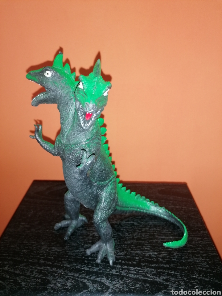 Figuras de acci&oacute;n: Antiguo Godzilla o drag&oacute;n de dos cabezas - Foto 1