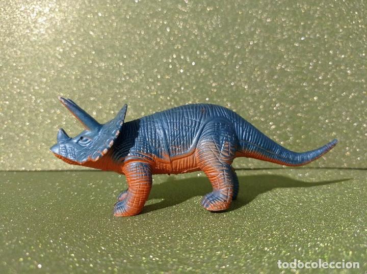 Figuras de acci&oacute;n: FIGURA PVC TRICERATOPS - Foto 2