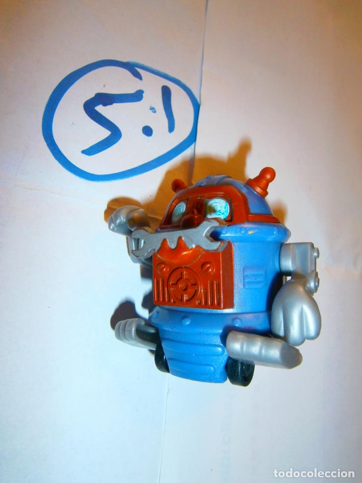 Figuras de acci&oacute;n: --- ROBOT A CUERDA --- - Foto 2