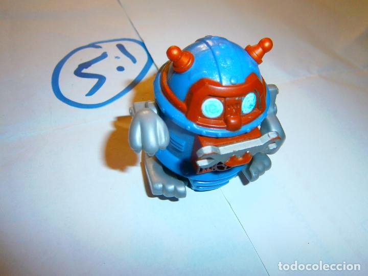 Figuras de acci&oacute;n: --- ROBOT A CUERDA --- - Foto 1