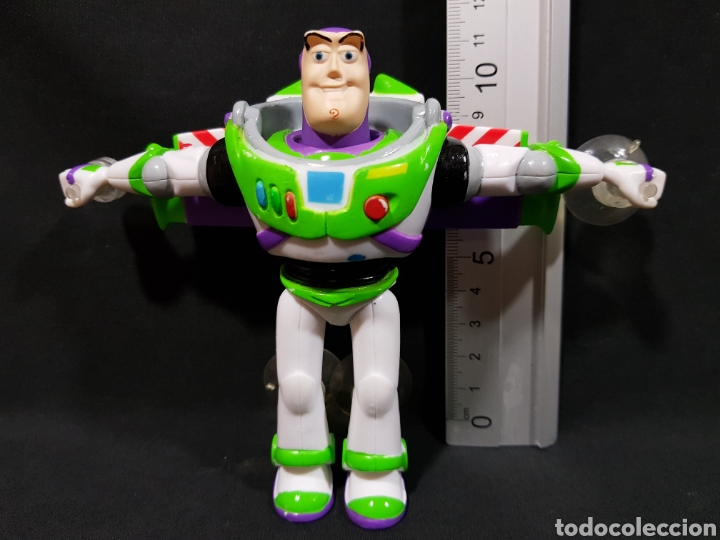 Figuras de acci&oacute;n: Buzz Lightyear figura con ventosas. Disney Pixar - Foto 1