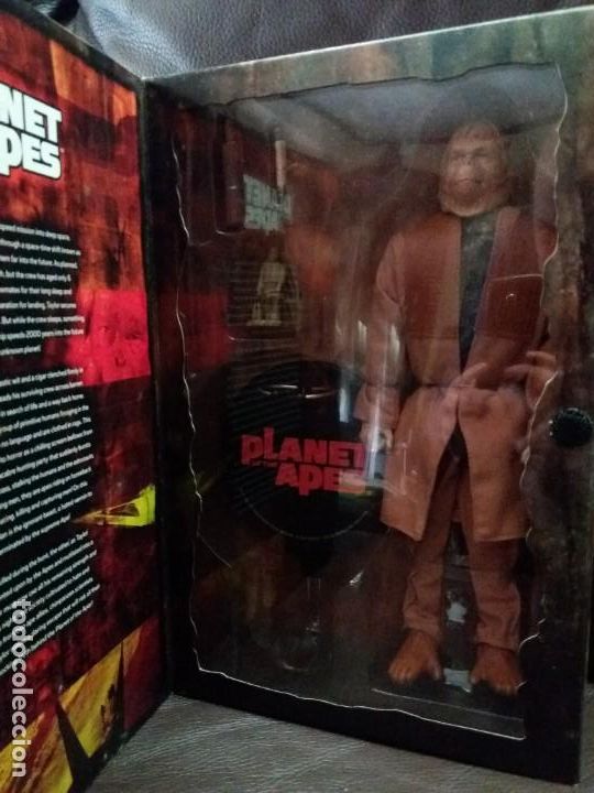 Figuras de acci&oacute;n: PLANETA DE LOS SIMIOS. FIGURA DR ZAIUS 30 CM SIDESHOW - Foto 3