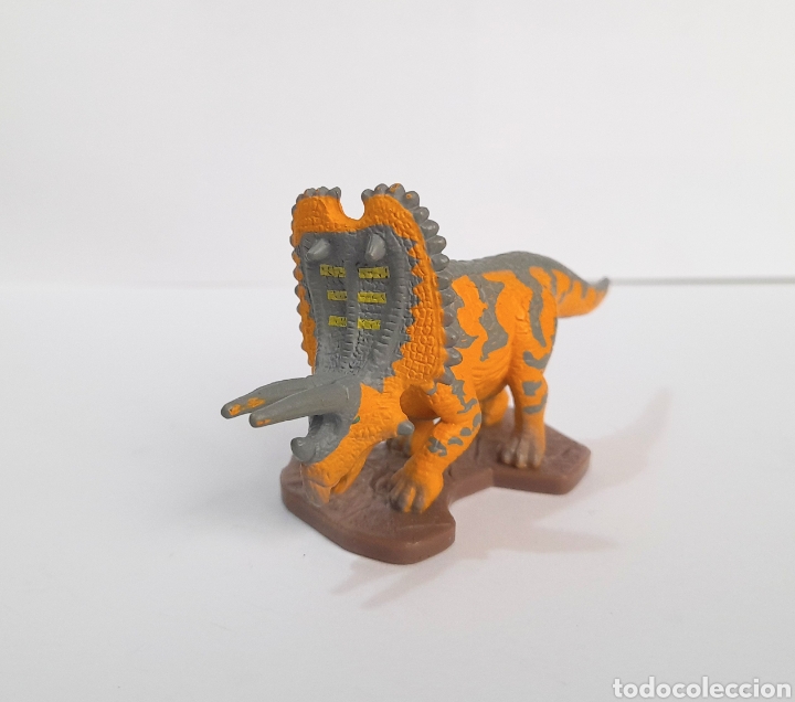 Figuras de acci&oacute;n: PENTACERATOPS- DINOSAUR KING - SEGA - Foto 1
