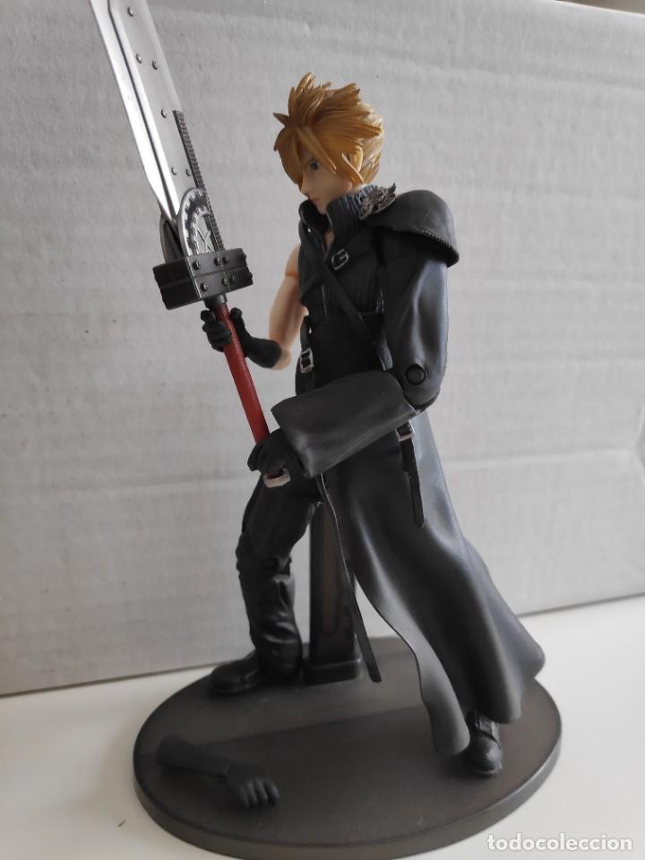 Figuras de acci&oacute;n: Cloud Advent Children - Foto 1