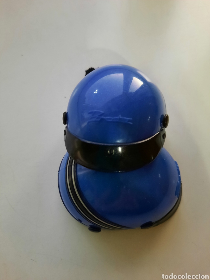 Figuras de acci&oacute;n: Dos cascos de mu&ntilde;ecos - Foto 3