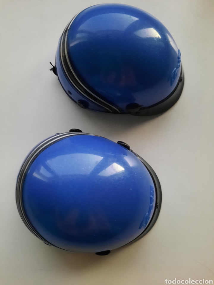Figuras de acci&oacute;n: Dos cascos de mu&ntilde;ecos - Foto 1