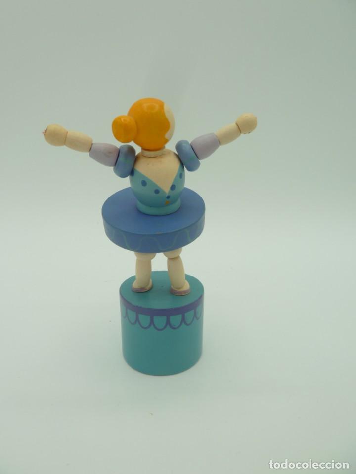 Figuras de acci&oacute;n: Bailarina tipo goula. madera - Foto 4