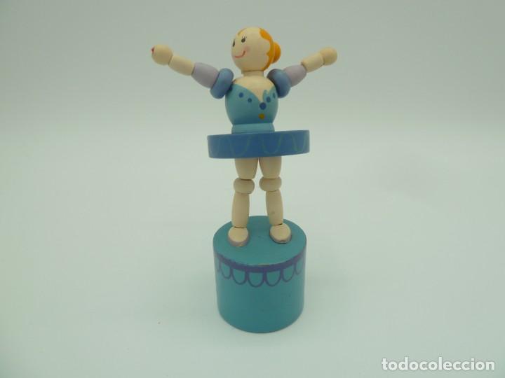 Figuras de acci&oacute;n: Bailarina tipo goula. madera - Foto 5