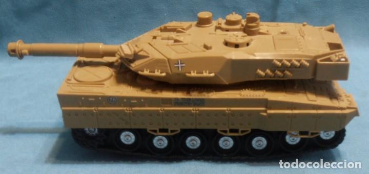 Figuras de acci&oacute;n: TANQUE, LEOPARD 2. THE LORD - FIGHTS TANK - Foto 1