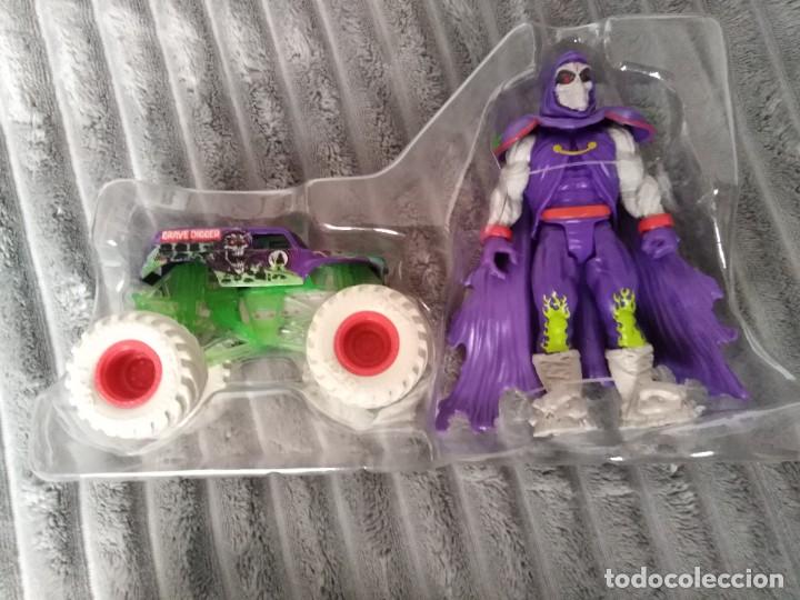 Figuras de acci&oacute;n: Mu&ntilde;eco Grave Digger Grim - Foto 2