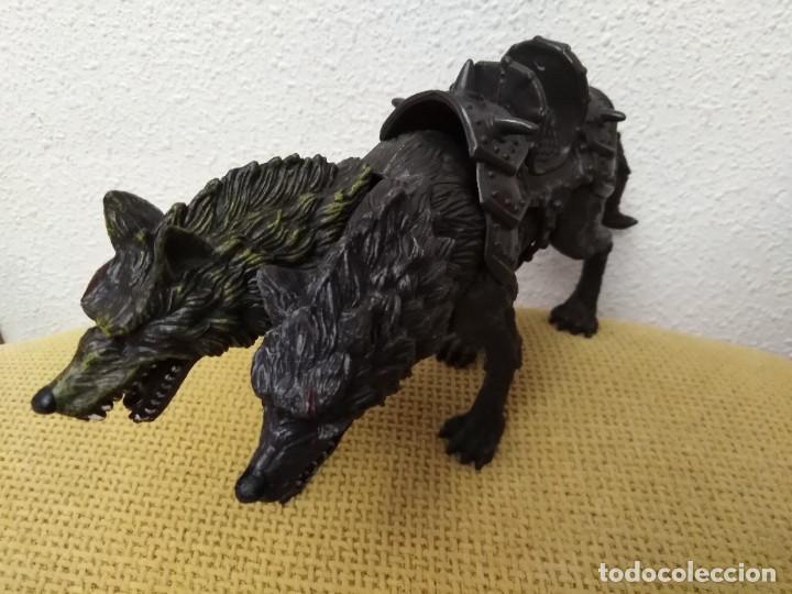 Figuras de acci&oacute;n: Lobo con dos cabezas - Foto 3