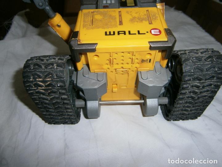 Figuras de acci&oacute;n: GRAN FIGURA INTERACTIVA WALL-E - Foto 3
