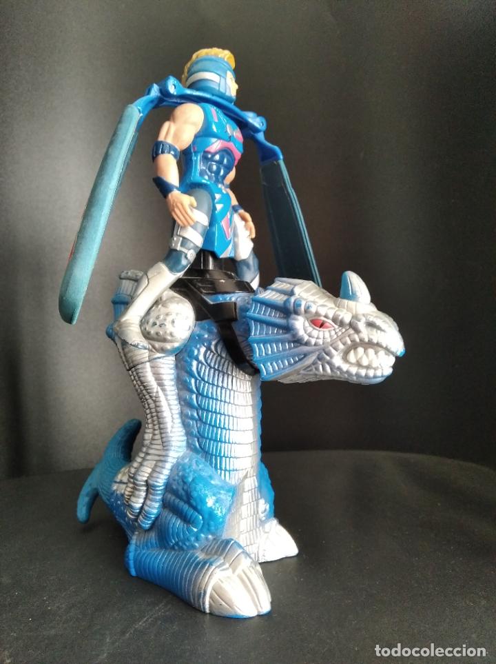 Figuras de acci&oacute;n: ZNETH CON RIPTOR - DRAGON FLYZ EL PODER DE VOLAR 1995 GALOOB - FUNCIONANDO - Foto 4