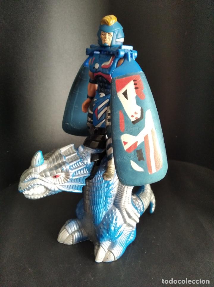 Figuras de acci&oacute;n: ZNETH CON RIPTOR - DRAGON FLYZ EL PODER DE VOLAR 1995 GALOOB - FUNCIONANDO - Foto 1