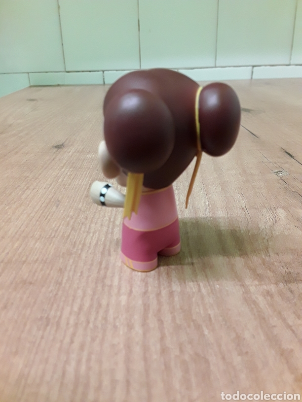 Figuras de acci&oacute;n: KIDROBOT CHUN LI - Foto 2