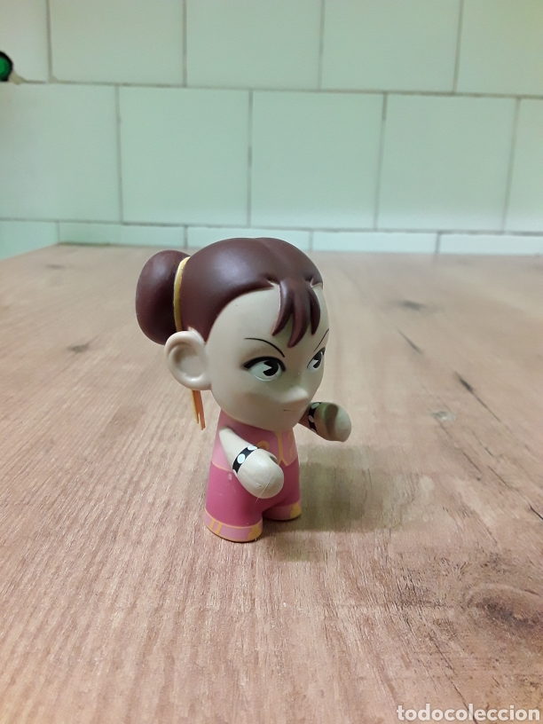 Figuras de acci&oacute;n: KIDROBOT CHUN LI - Foto 1