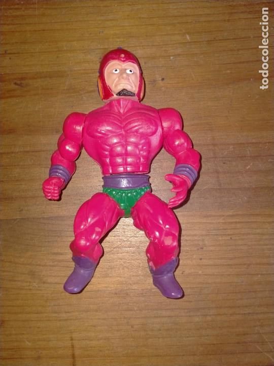Figuras de acci&oacute;n: MU&Ntilde;ECO SIN MARCA COPIA MASTER DEL UNIVERSO