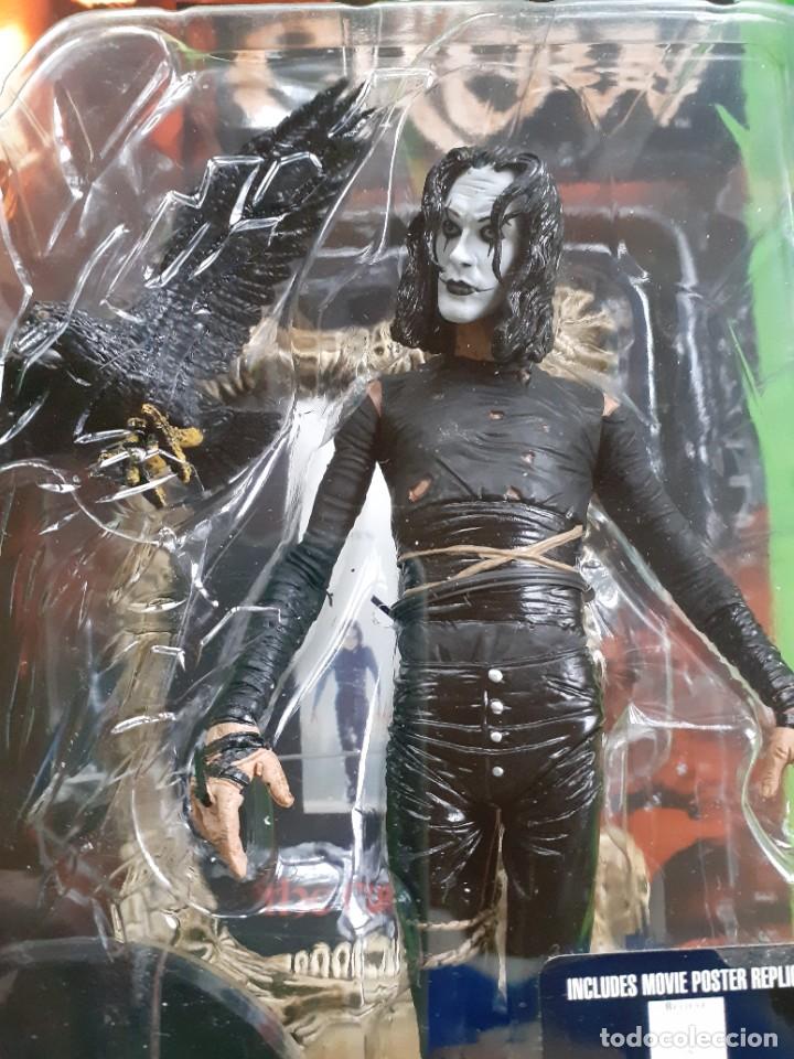Figuras de acci&oacute;n: Eric Draven , el Cuervo, figura. - Foto 3