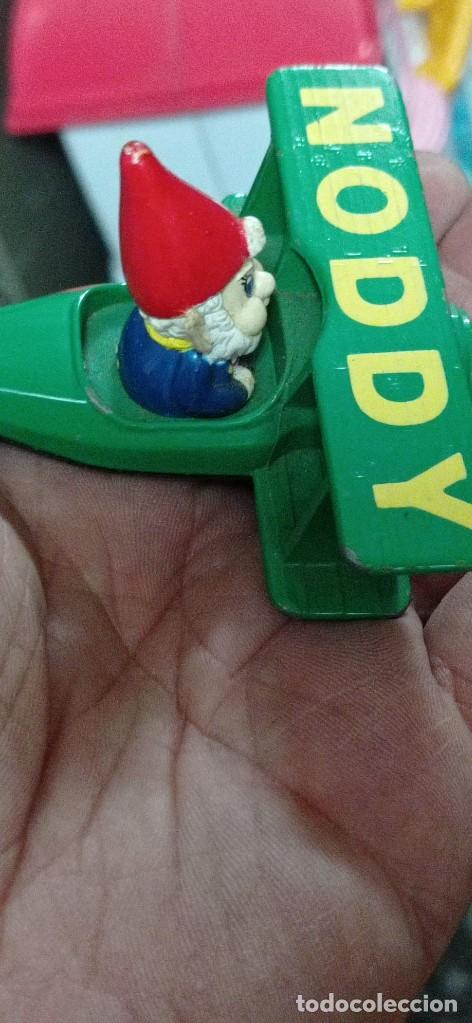 Figurines d'action: NODDY EN AVION DE METAL- 1990 ERTL - 9X9X7 CM