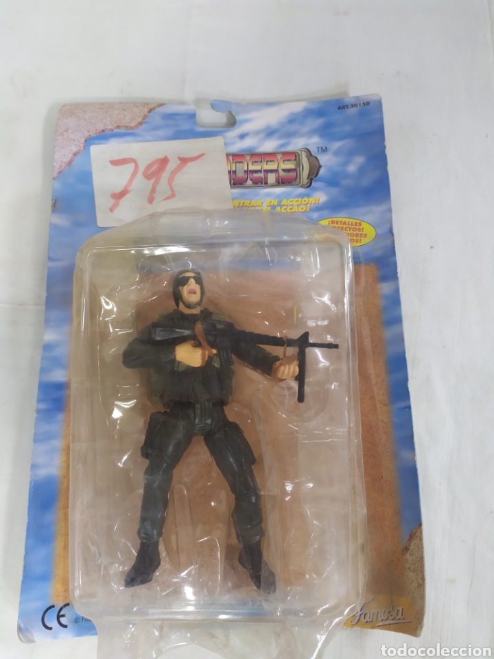 Figuras de acci&oacute;n: Defenders de Famosa - Foto 1