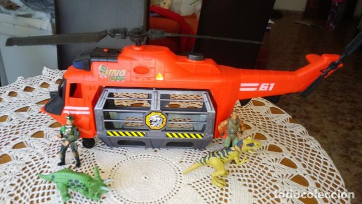 Figurines d'action: HELICOPTERO DINO LAND