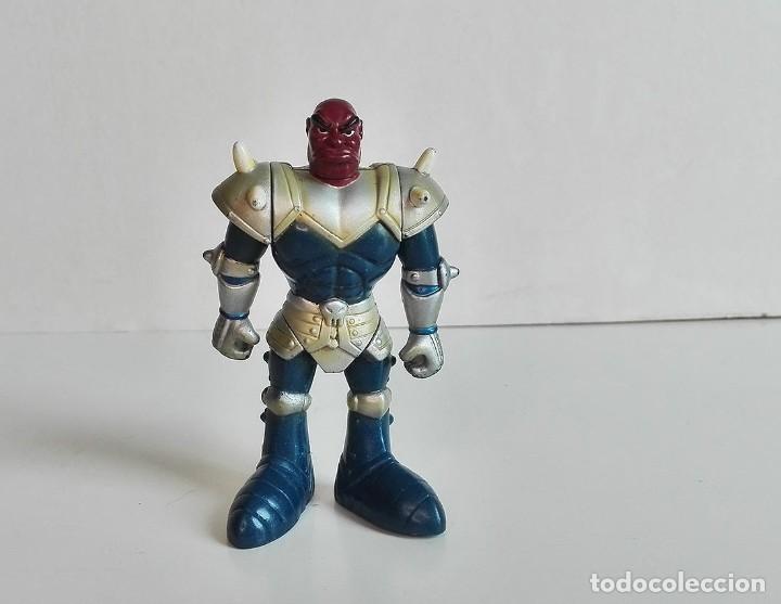 Figurines d'action: Figura articulada Guerrero el Rey Arturo disney, mide 9 cm de alto