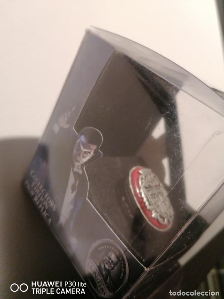 Figuras de acci&oacute;n: DRACULA COLLECTORS EDITION PROP REPLICA ANILLO - Foto 2