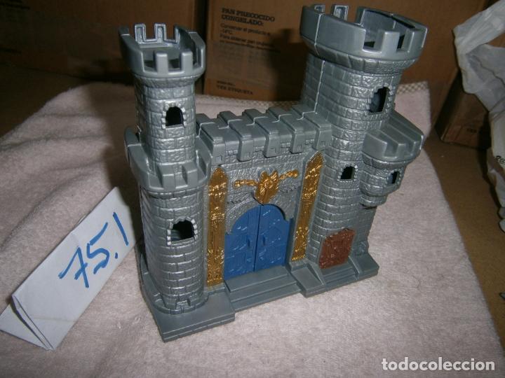 Figuras de acci&oacute;n: CASTILLO TAMA&Ntilde;O +- 15 CM PARA DIORMAMA - Foto 1
