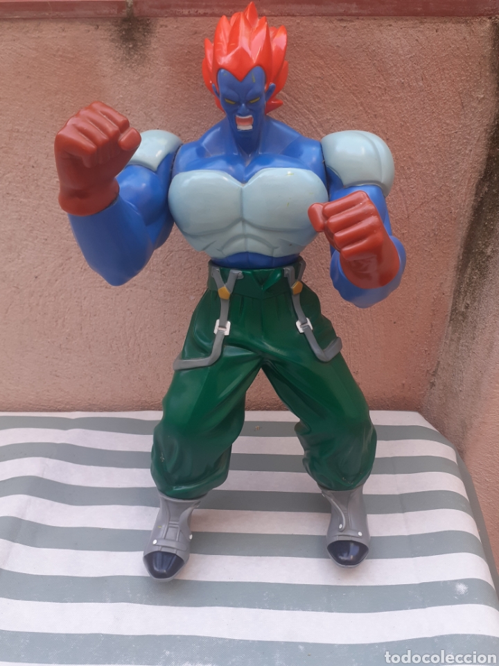 Actionfiguren: Mu&ntilde;eco de pl&aacute;stico duro del a&ntilde;o 1989 articulado 40cm