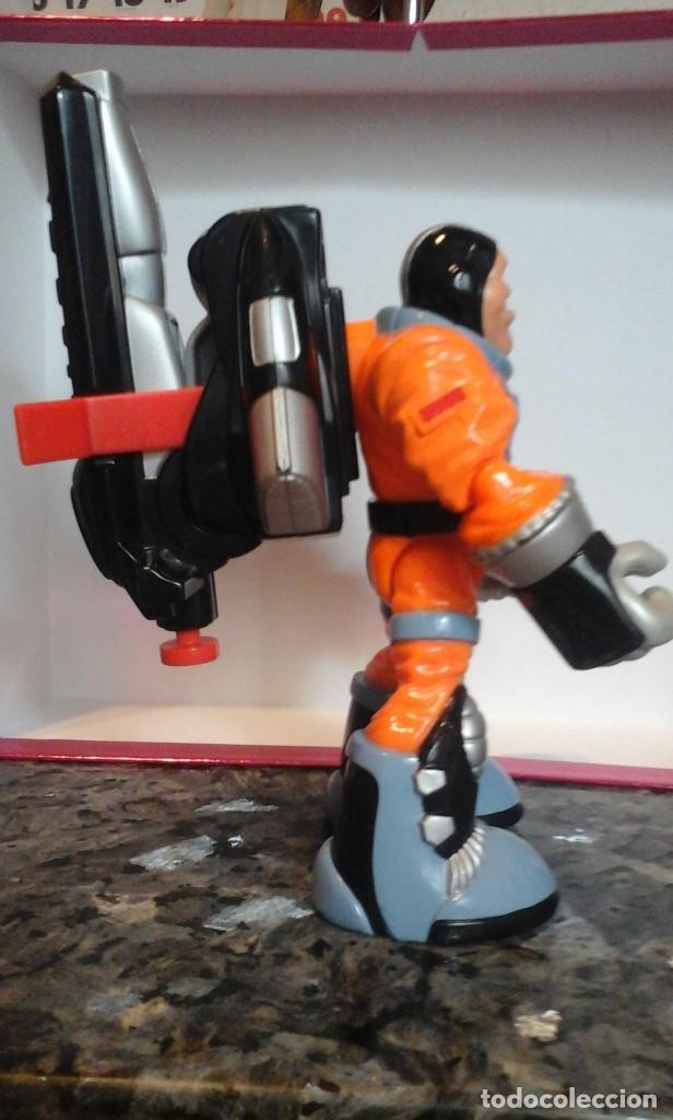 Figuras de acci&oacute;n: Mu&ntilde;eco Espacial de Accion - Parecido al Buzz Lightyear - Foto 3