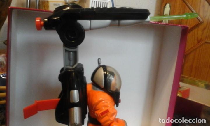 Figuras de acci&oacute;n: Mu&ntilde;eco Espacial de Accion - Parecido al Buzz Lightyear - Foto 4