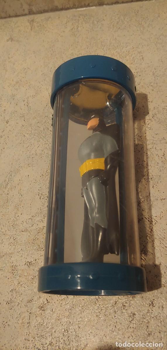 Figuras de acci&oacute;n: FIGURA LA MASCARA Y BATMAN - MCDONALS - 2005 - Foto 1