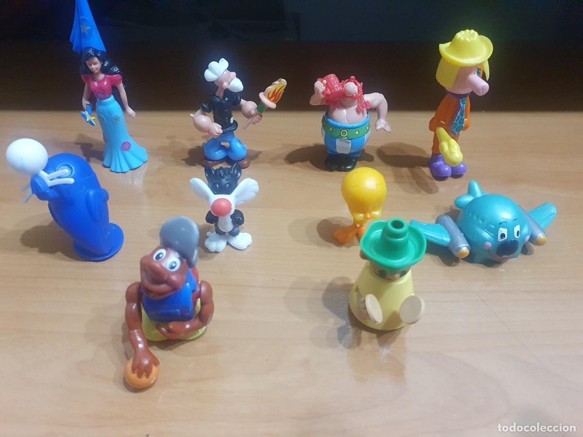 Figuras de acci&oacute;n: Lote 33. Kinder, 10 figuras variadas - Foto 1