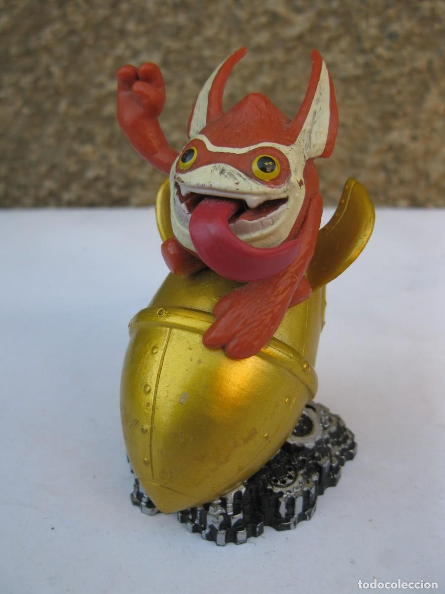 Figuras de acci&oacute;n: TRIGGER HAPPY - PERSONAJE DE LA SERIE SKYLANDERS - ACTIVISION. - Foto 1