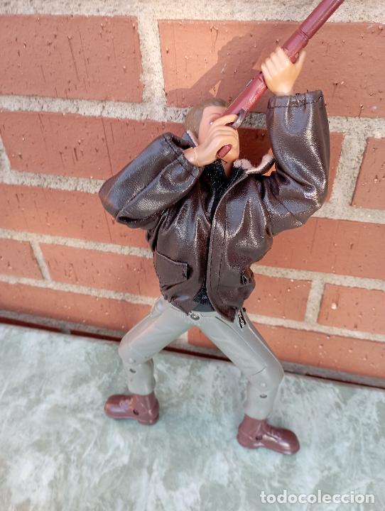 Figuras de acci&oacute;n: MU&Ntilde;ECO ACCION,FUNCIONA A PILAS. - Foto 2