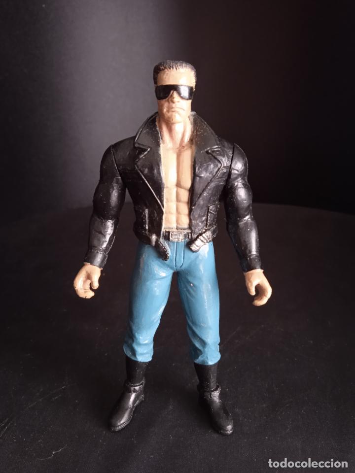 Figuras de acci&oacute;n: TERMINATOR 1 - ARNOLD SCHWARZENEGGER - SIN MARCA - RARO - Foto 1