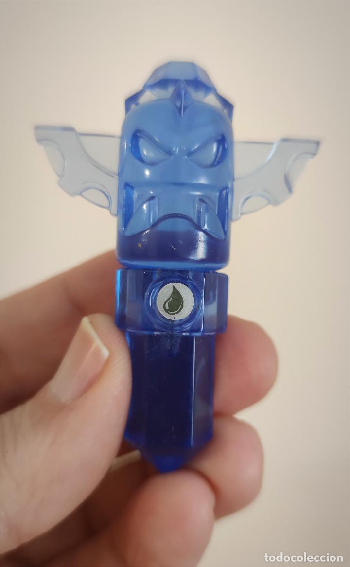 Figuras de acci&oacute;n: SKYLANDERS ACTIVISION TRAP TEAM - LOOSE WATER ELEMENT - Foto 1