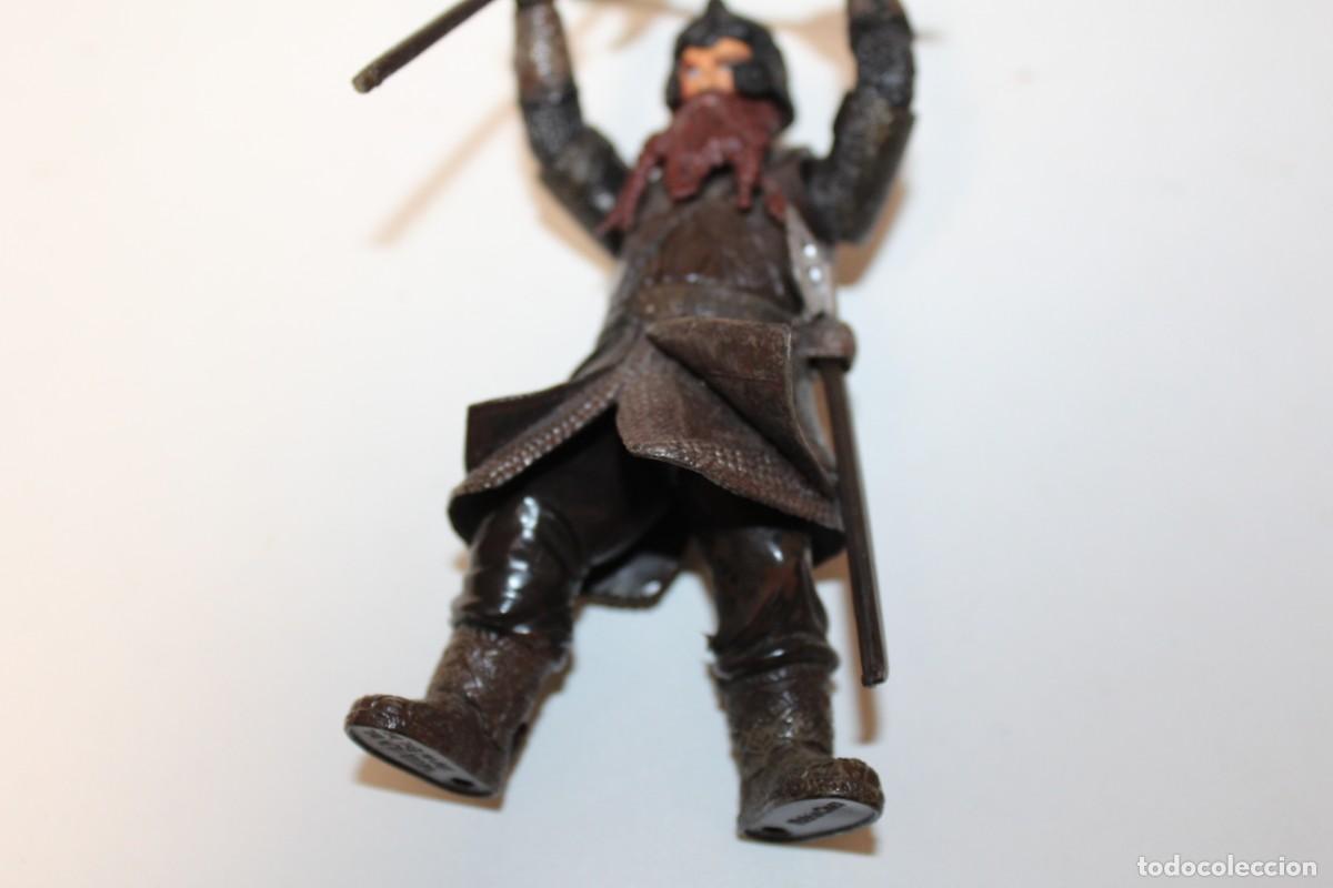 Figuras de acci&oacute;n: 2 FIGURAS EL SE&Ntilde;OR DE LOS ANILLOS - GIMLI Y LEGOLAS - MARVEL 2002 - Foto 3