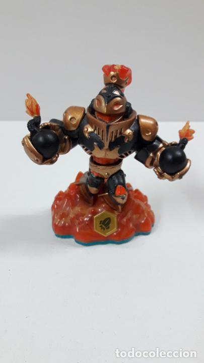 Figuras de acci&oacute;n: FIGURA SKYLANDERS . A&Ntilde;O 2013 - Foto 2