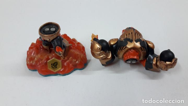 Figuras de acci&oacute;n: FIGURA SKYLANDERS . A&Ntilde;O 2013 - Foto 4