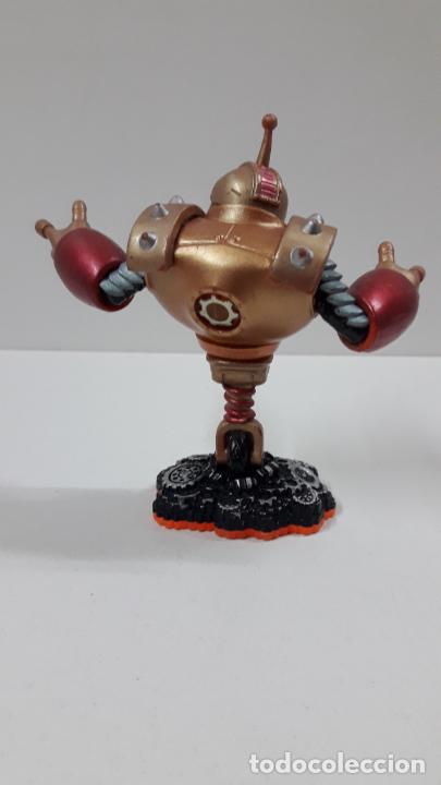 Figuras de acci&oacute;n: FIGURA SKYLANDERS . A&Ntilde;O 2012 - Foto 3