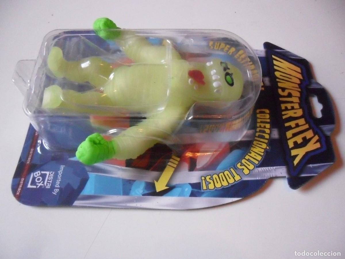 Figuras de acci&oacute;n: MONSTER FLEX MUMMIE GLOW IN THE DARK BOOTLEG - Foto 4