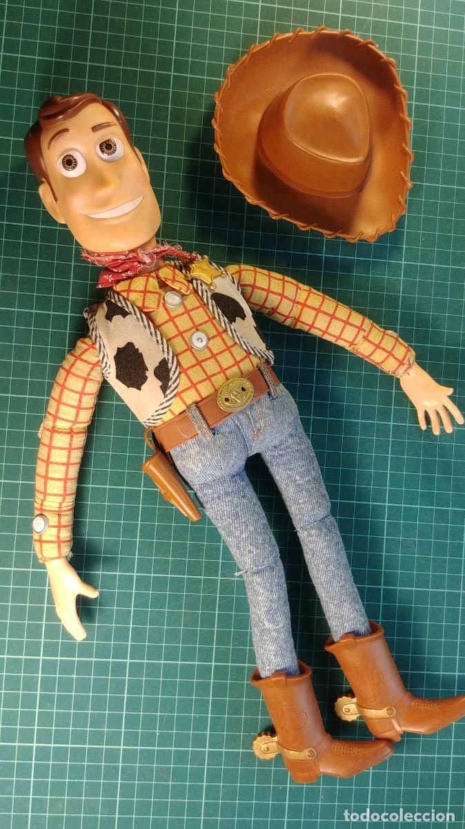 Juguete Disney Pixar Toy Story Figura Core de Woody 7