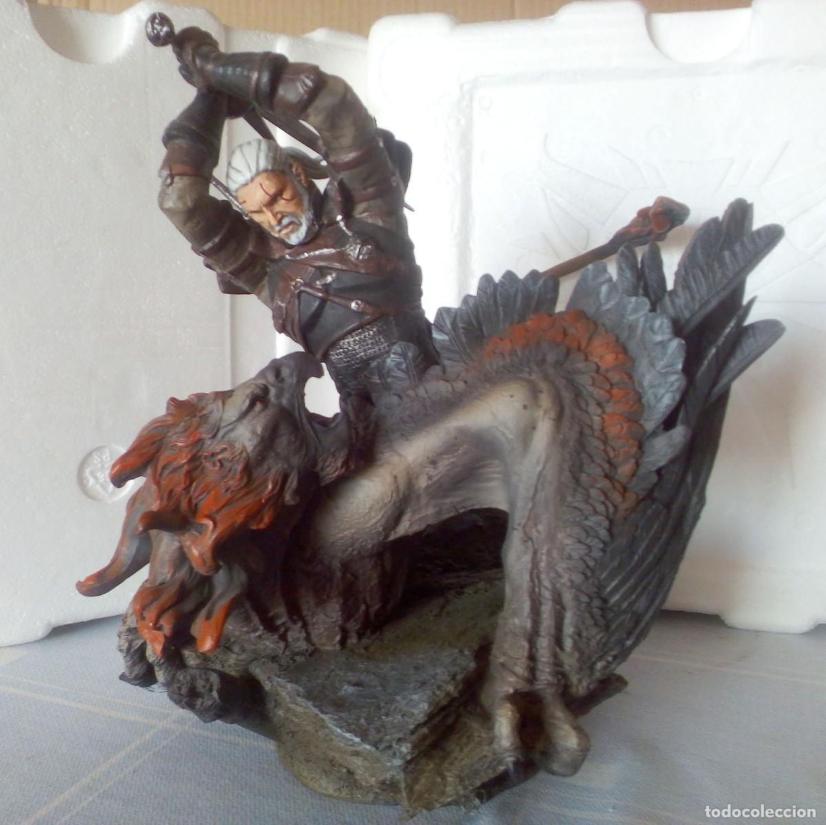 The Witcher 3 Wild Hunt edition Geralt Battling a Griffin Statue figure ps3  iii