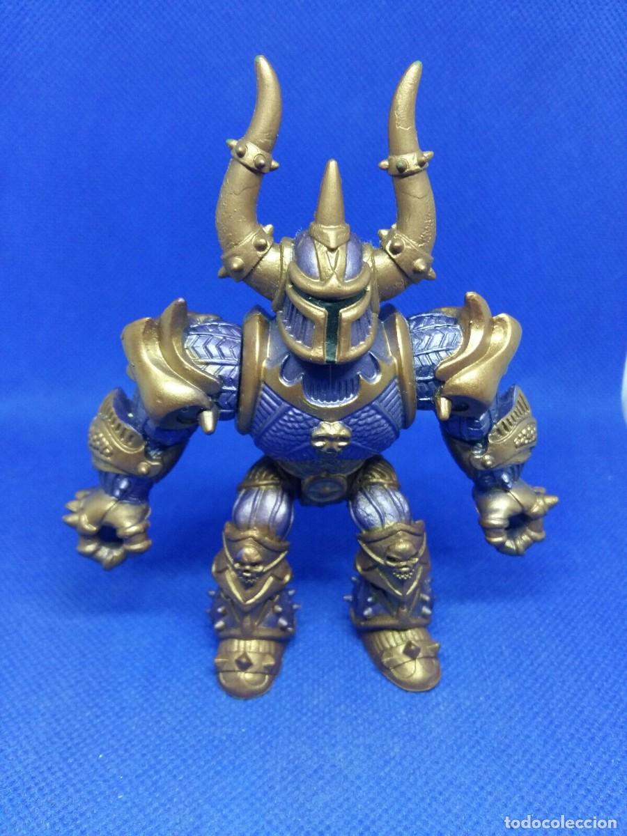 Figurines d'action: FIGURA CABALLERO ARMADURA DORADA