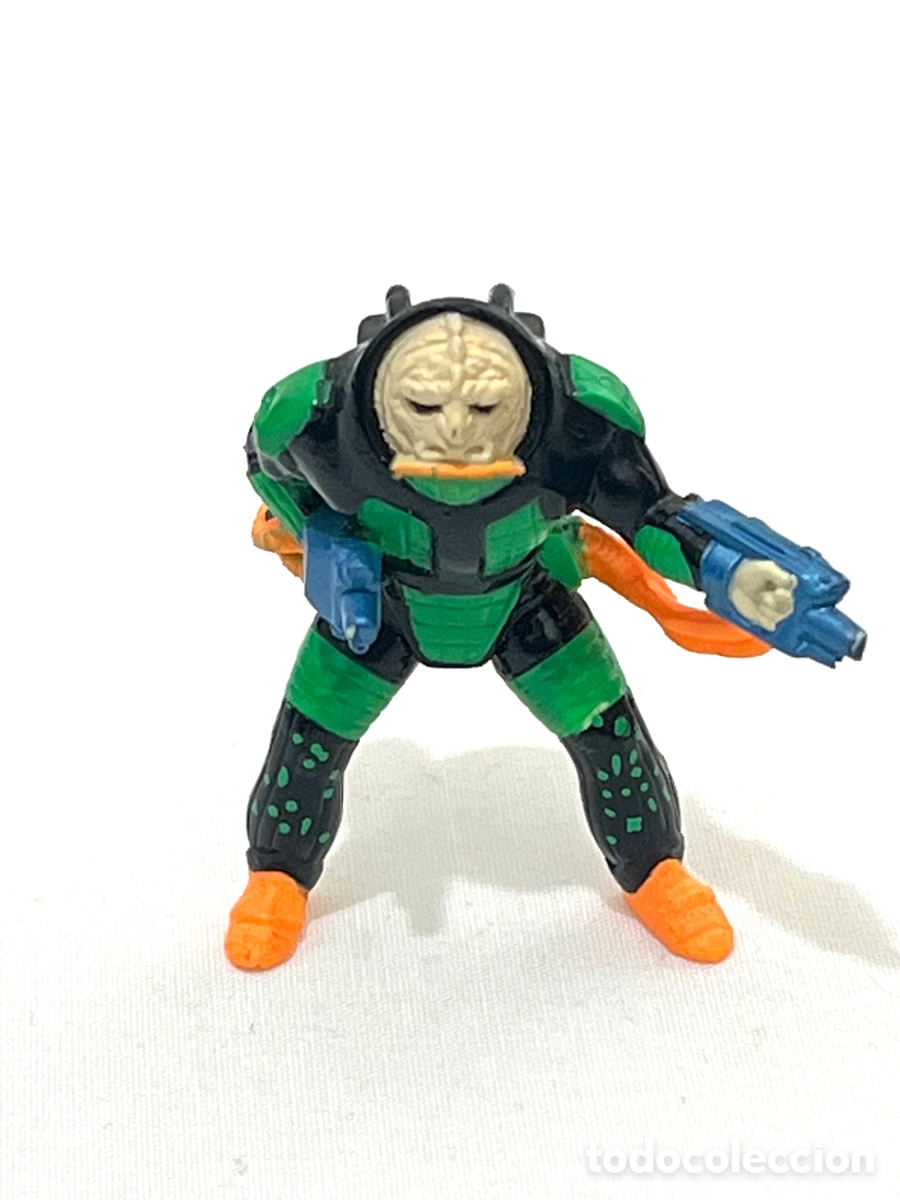 Figuras de acci&oacute;n: D-Stain - Los Guerreros de la Basura (LGTI, 1991)